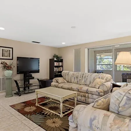 Cozy Family Friendly Home Near Mineral Springs